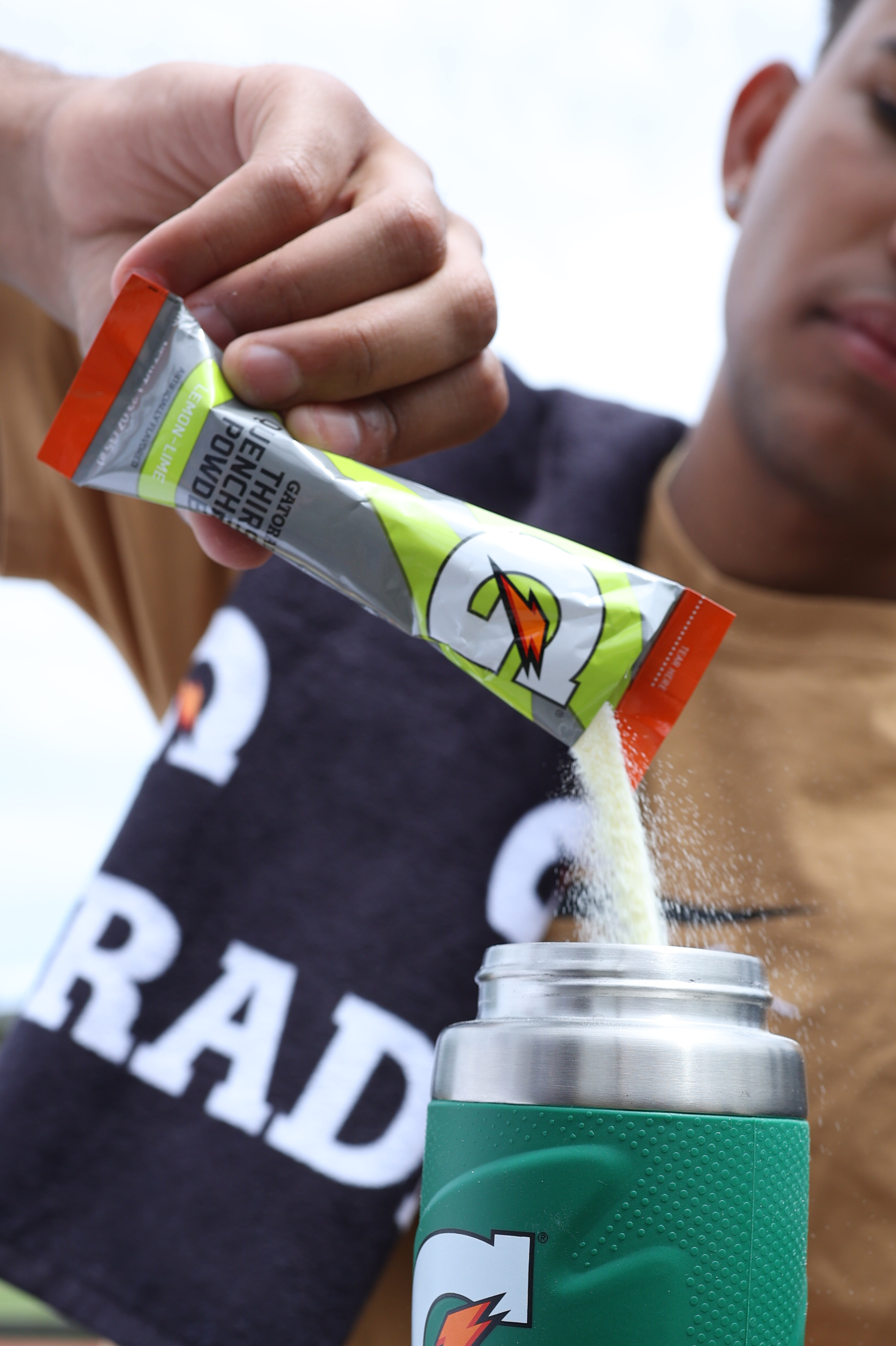 Gatorade Thirst Quencher Replaces electrolytes you lose in sweat - Image 2