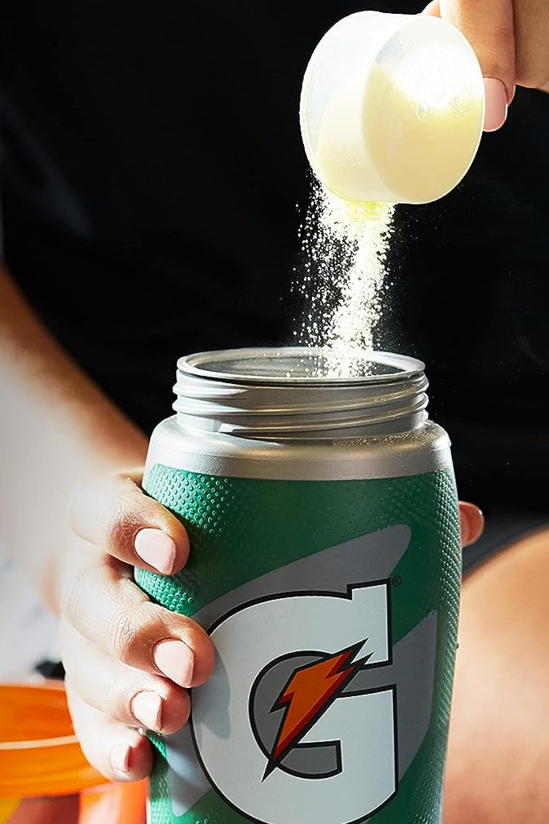 Gatorade Thirst Quencher Replaces electrolytes you lose in sweat - Image 2