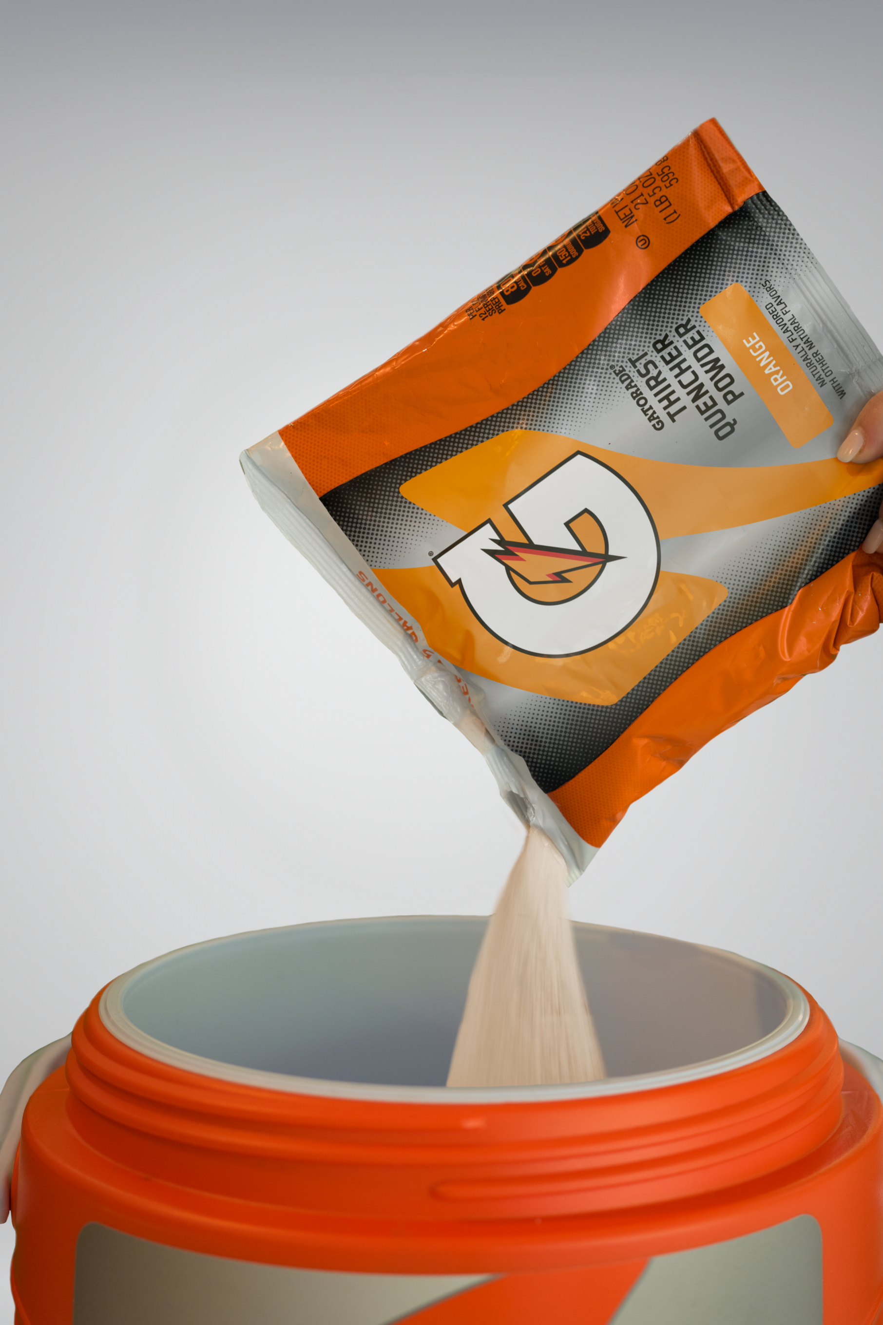 Gatorade Thirst Quencher Replaces electrolytes you lose in sweat - Image 2