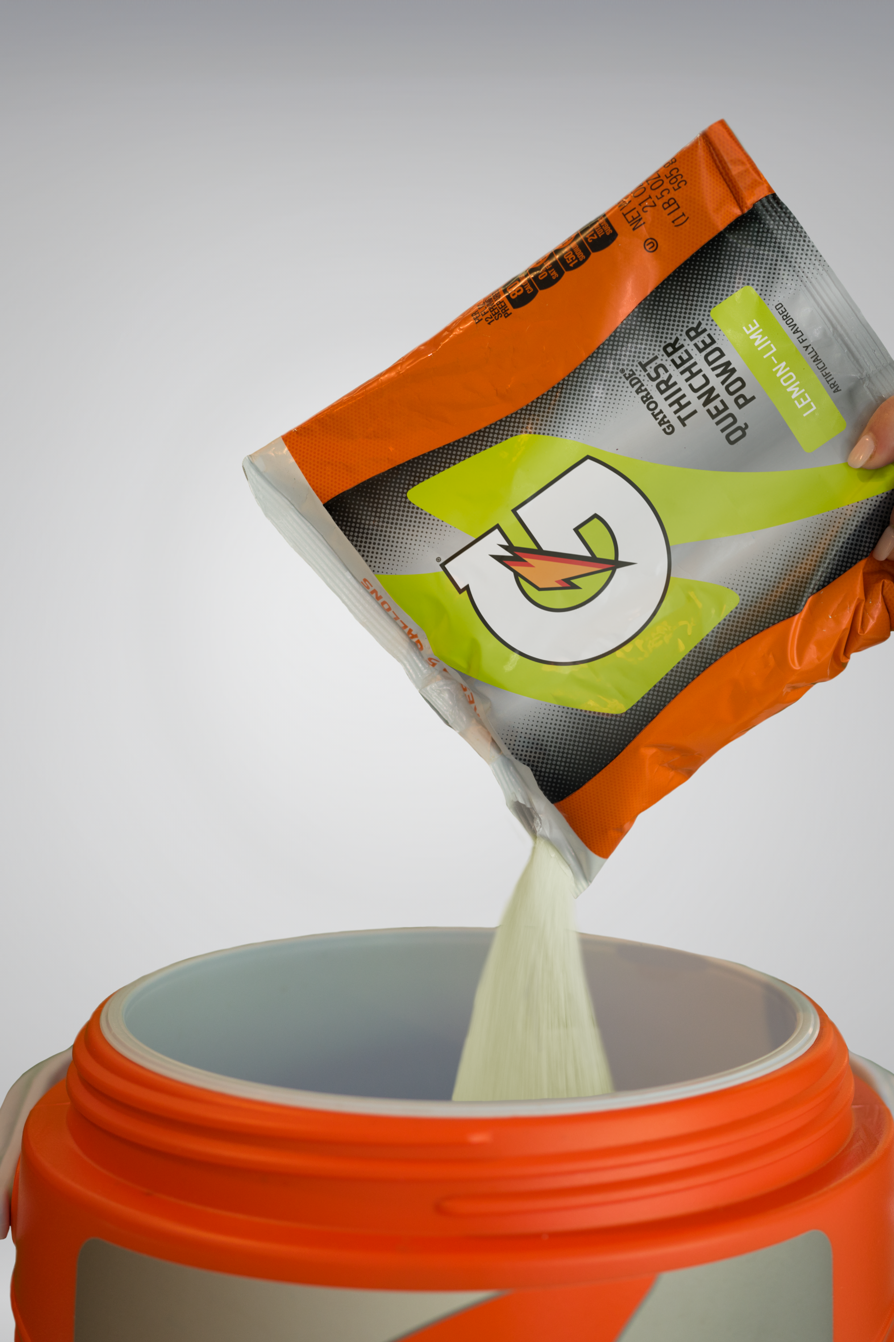 Gatorade Thirst Quencher Replaces electrolytes you lose in sweat - Image 2